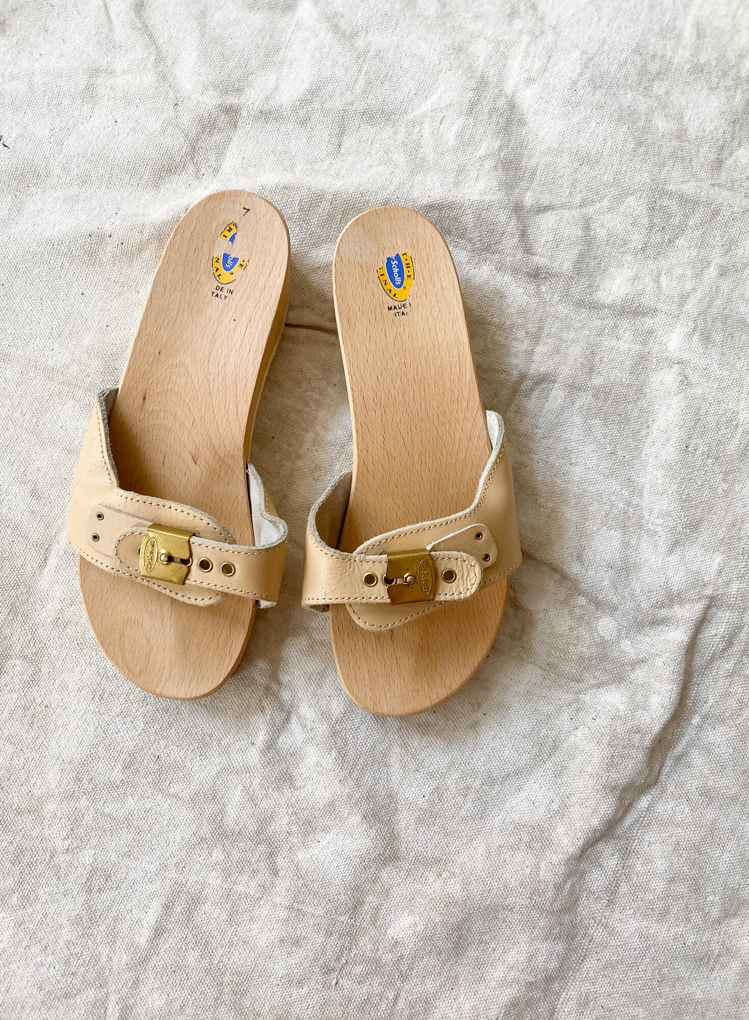 1980s Dr. Scholl s Italian Clog Sandals Tan Wayward Collection